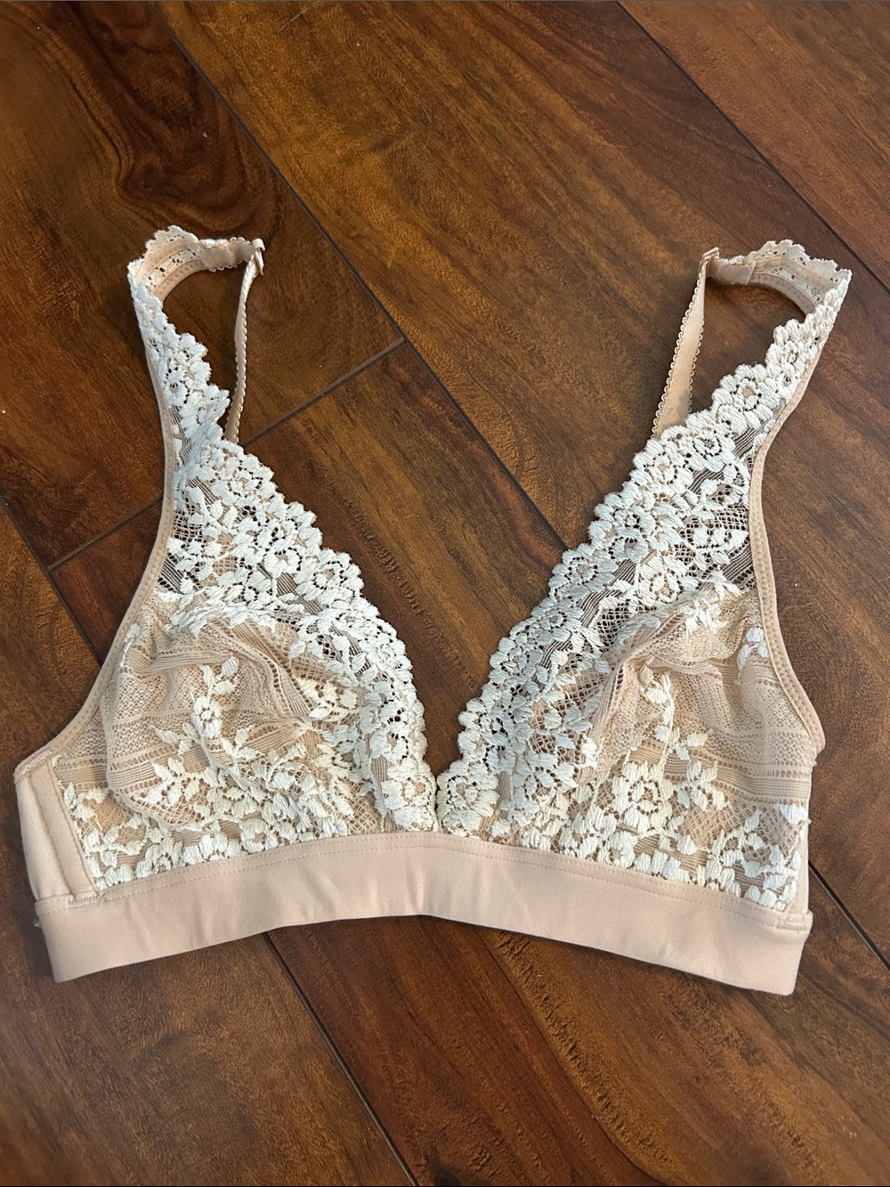 Wacoal Lace Bralette in Nude and Cream